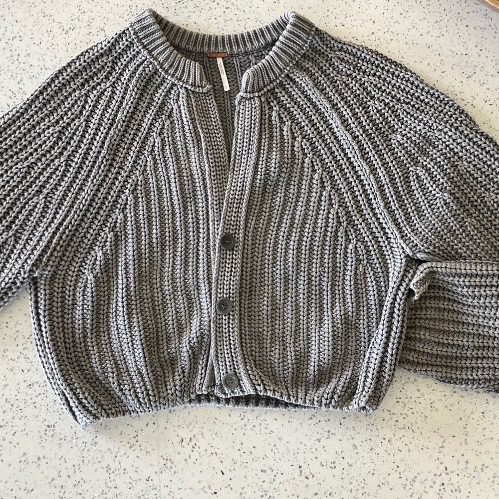 Free People Sweet Nothing slouchy/relaxed/cropped cardigan size L